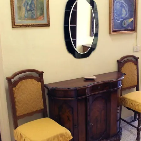 Vintage House * Pianillo